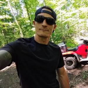 Meet your Posher, Mark